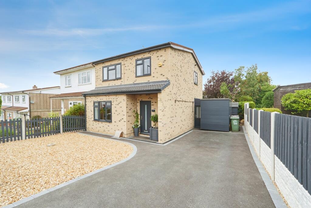 Main image of property: Hawthorn Road, Yeadon, Leeds