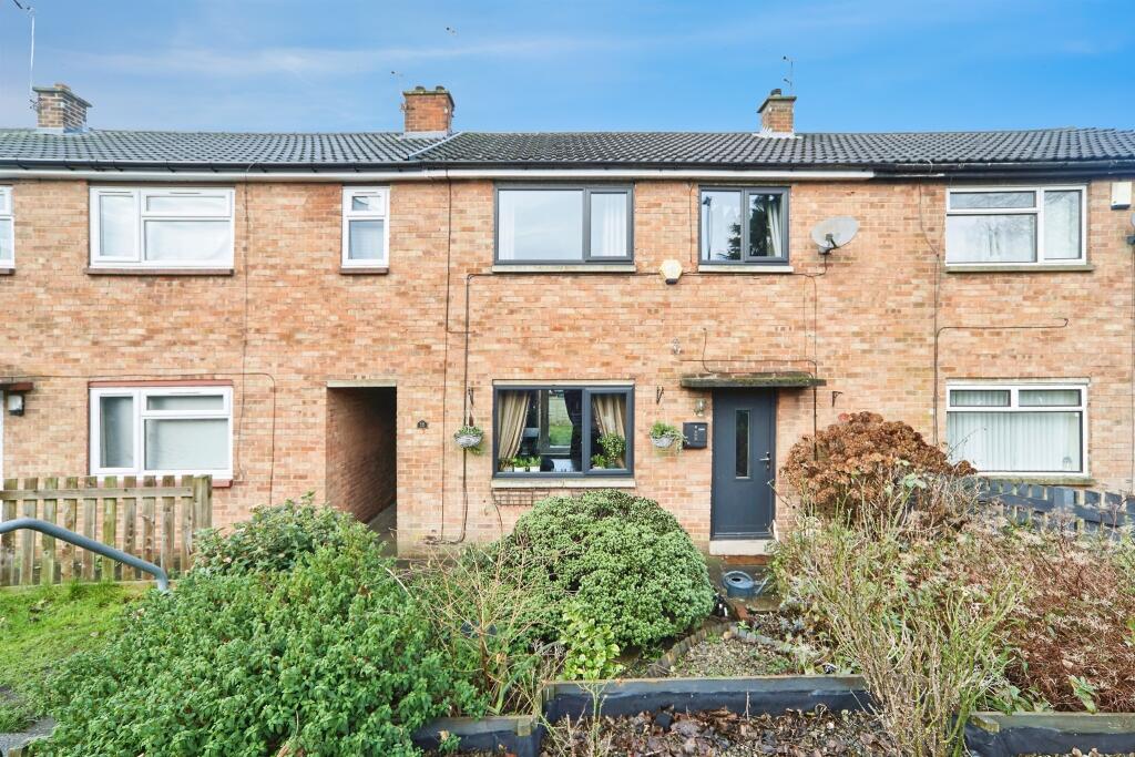 Main image of property: Manor Close, Yeadon, Leeds