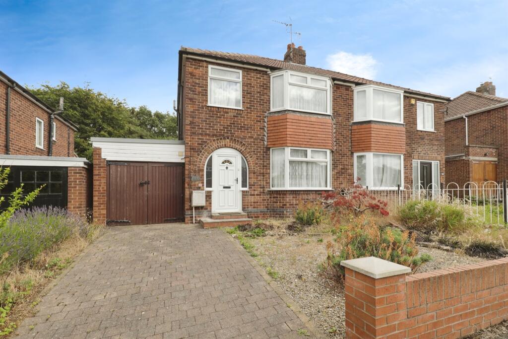 Main image of property: Newland Park Drive, York