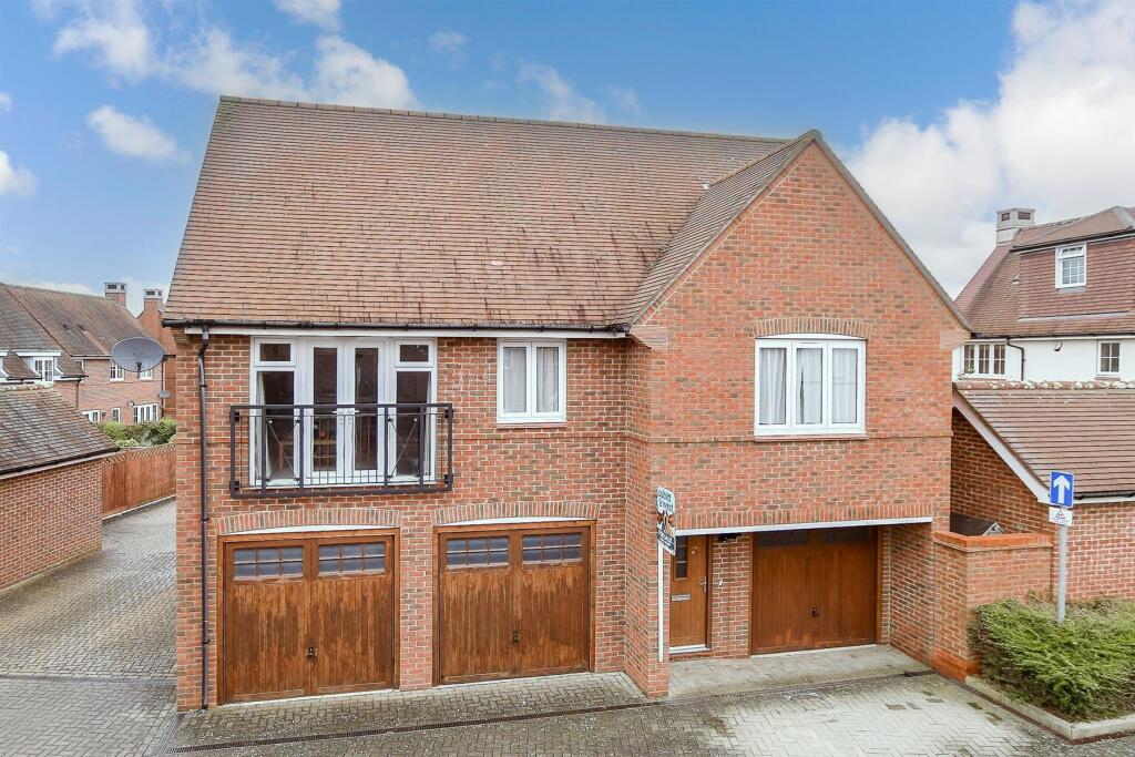 Main image of property: Rushy Field, Faygate, Horsham, West Sussex