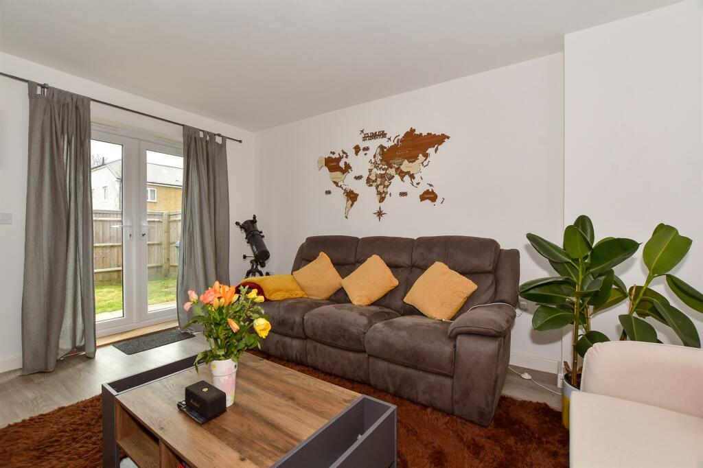 Main image of property: Brewers Way, Faygate, Horsham, West Sussex