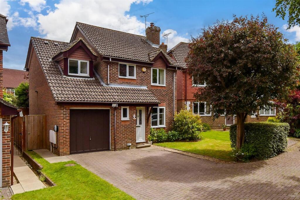 Main image of property: Lemmington Way, Horsham, West Sussex