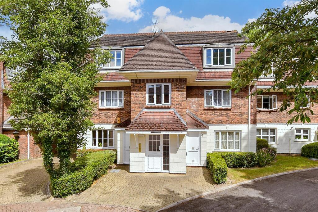Main image of property: North Parade, North Parade, Horsham, West Sussex