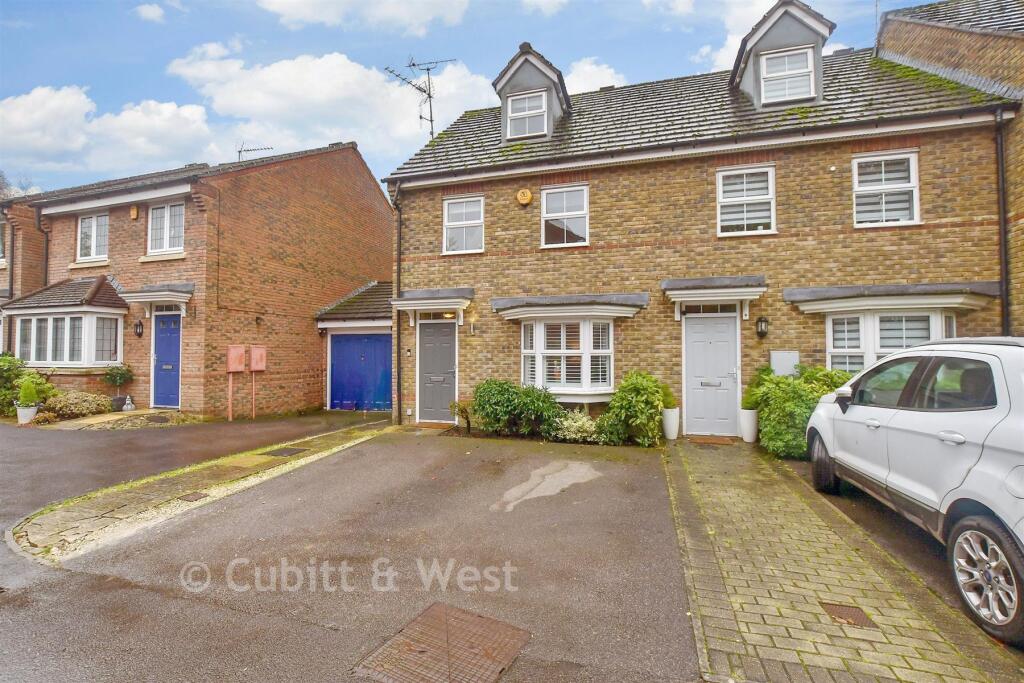 Main image of property: Forest Mews, Horsham, West Sussex