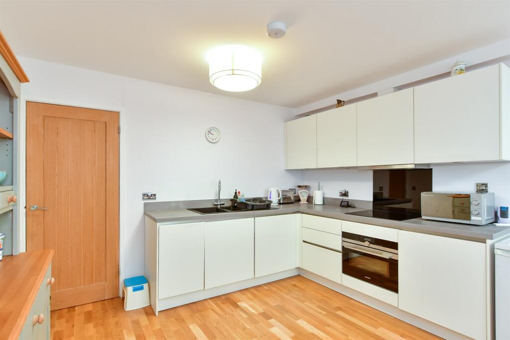 Additional property image - Cliffe High Street, Lewes, East Sussex