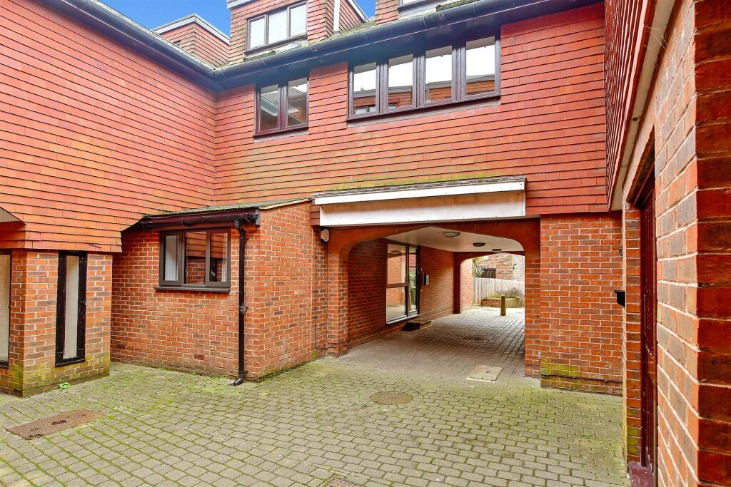 Additional property image - Cliffe High Street, Lewes, East Sussex