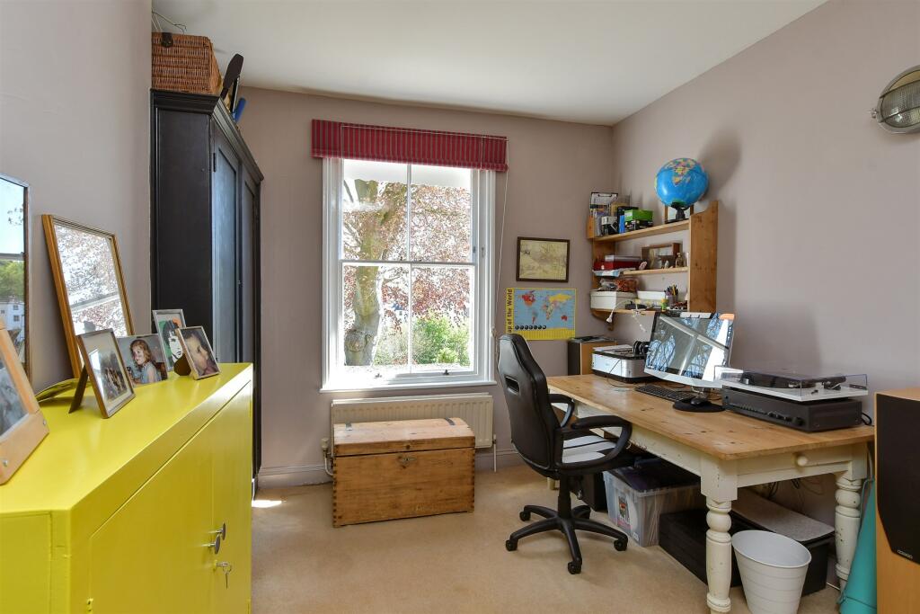 Additional property image - Wallands Crescent, Lewes, East Sussex