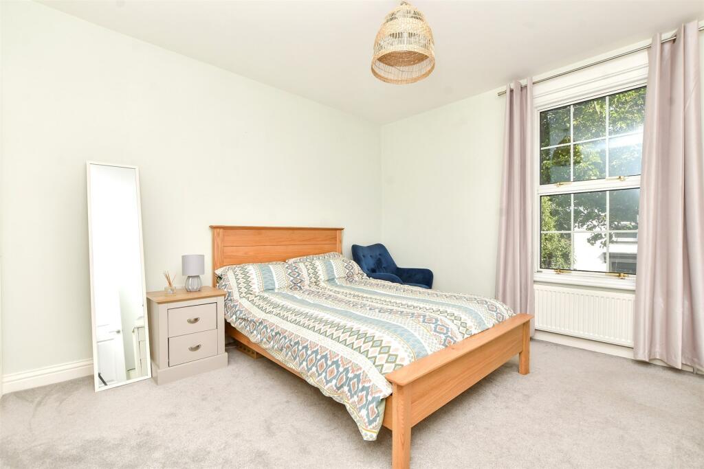 Additional property image - Bynes Road, South Croydon, Surrey