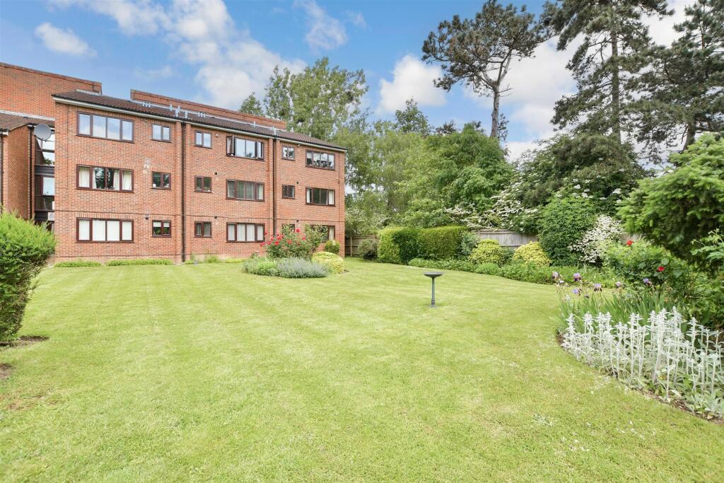Additional property image - Brighton Road, Purley, Surrey