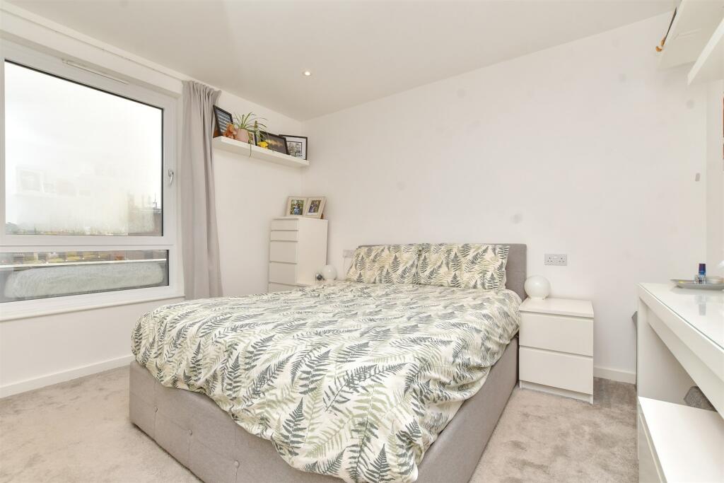 Additional property image - High Street, Purley, Surrey