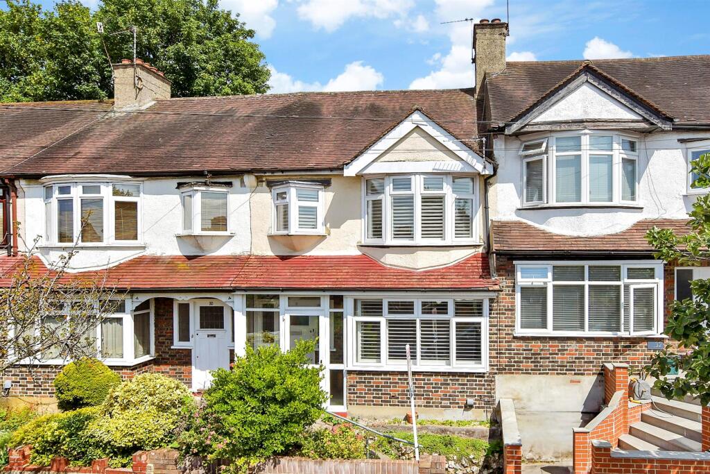 Main image of property: Selsdon Avenue, South Croydon, Surrey