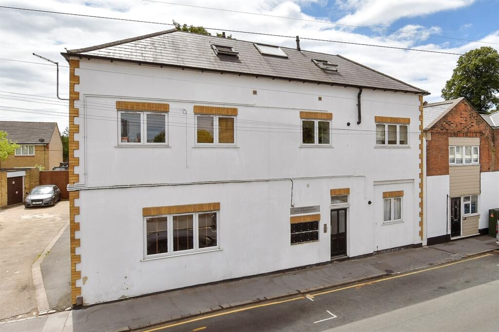 Main image of property: Junction Road, South Croydon, Surrey