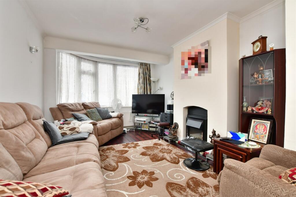 3 bedroom semidetached house for sale in Prices Lane, Reigate, Surrey, RH2