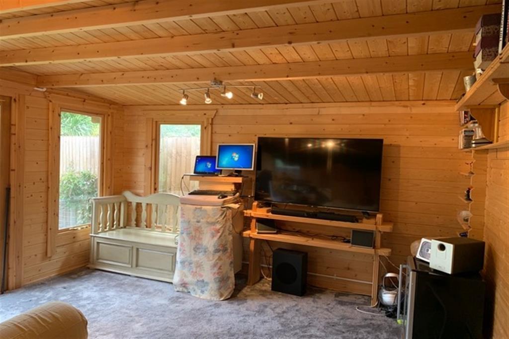 4 bedroom semidetached house for sale in Deerings Road, Reigate