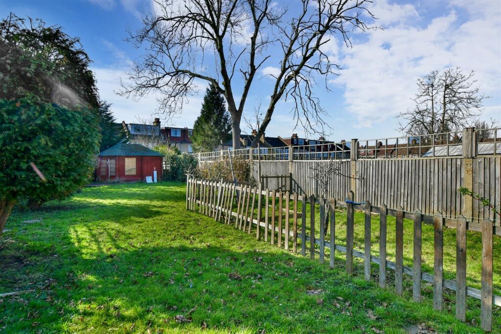 Main image of property: Shirley Road, Shirley, Croydon, Surrey