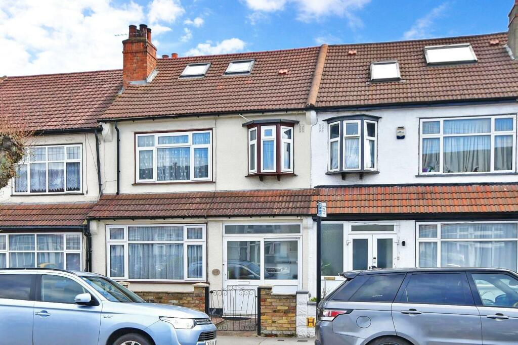 3 bedroom terraced house for sale in Davidson Road, Croydon, Surrey, CR0