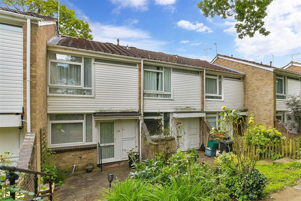 2 bedroom terraced house for sale in Court Wood Lane, Forestdale