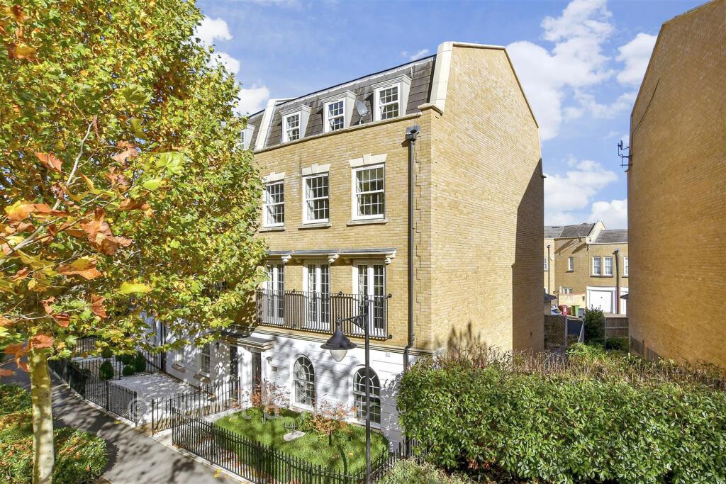 Main image of property: Brockwell Avenue, Beckenham, Kent