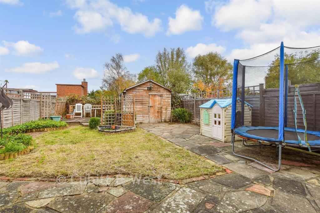 Main image of property: Fairford Avenue, Croydon, Surrey