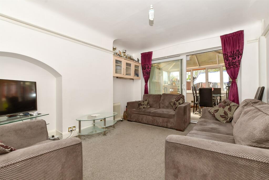 3 bedroom semidetached house for sale in Stonecot Hill, Sutton, Surrey