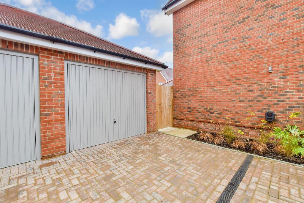 Additional property image - The Petworth, Berry Croft, Holly Lane, Newick, Lewes, East Sussex
