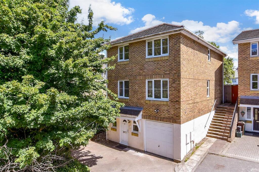 Main image of property: Hilliers Lane, Croydon, Surrey