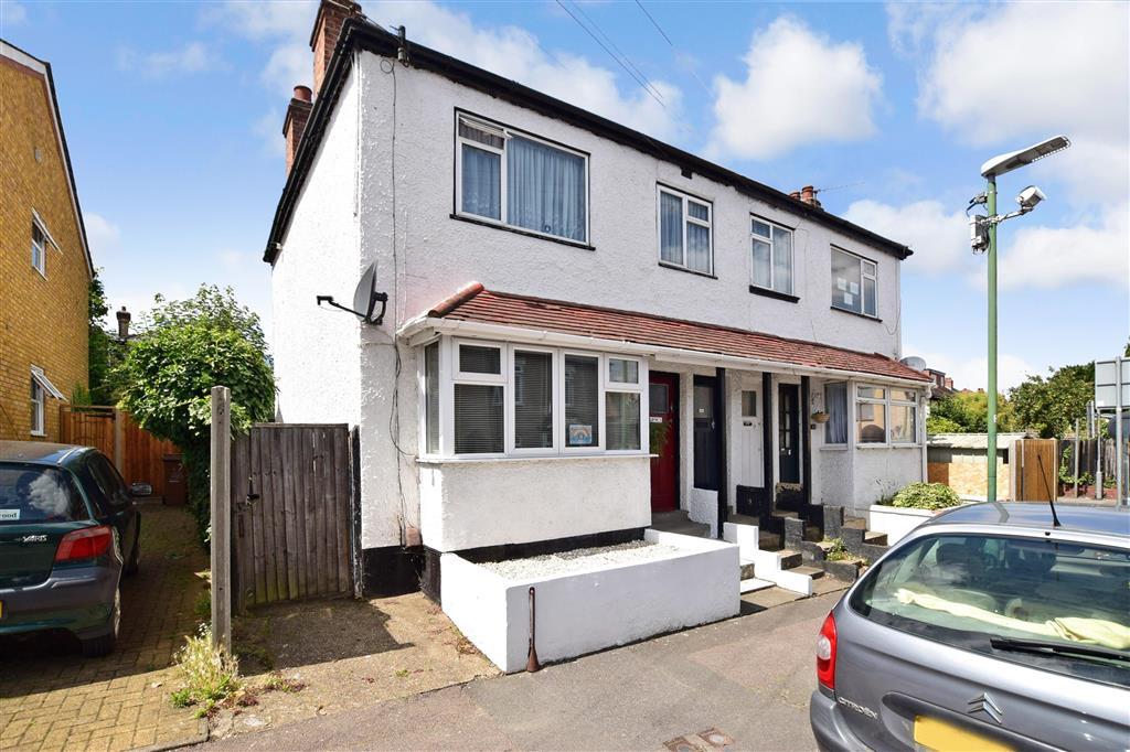 2 bedroom ground floor for sale in Caledon Road, Wallington