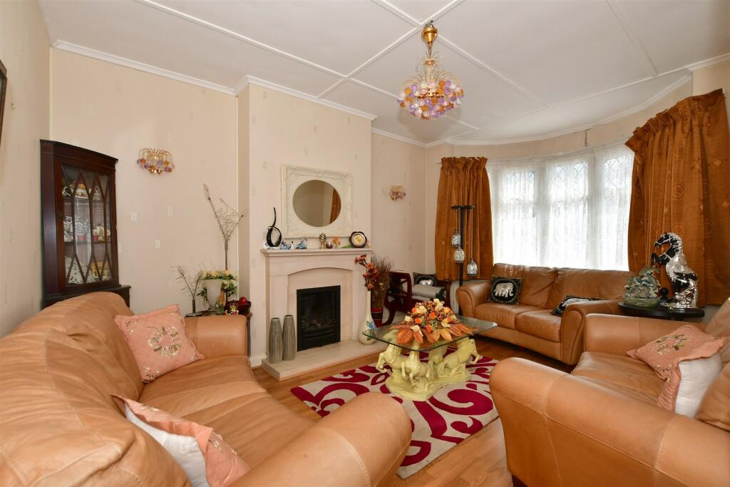 4 bedroom semidetached house for sale in Clayhall Avenue, Clayhall