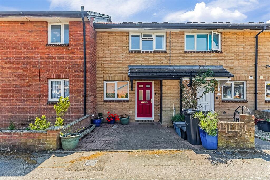 Main image of property: Laing Close, Ilford, Essex