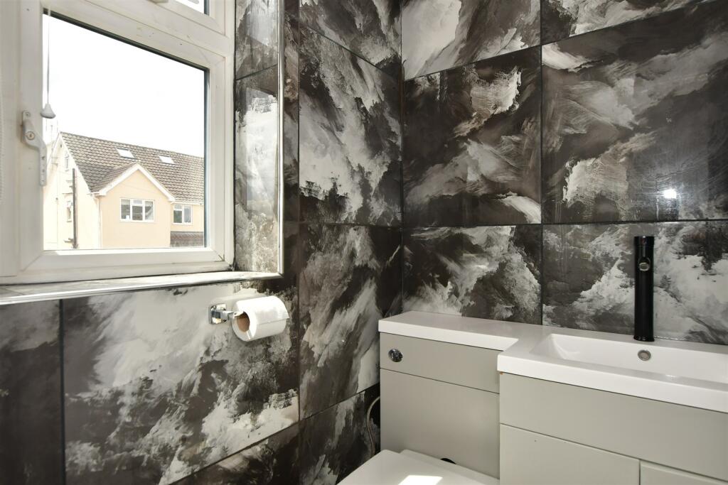 Additional property image - Upland Road, Billericay, Essex