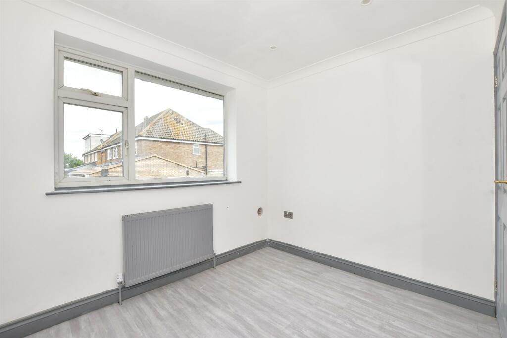 Additional property image - Upland Road, Billericay, Essex