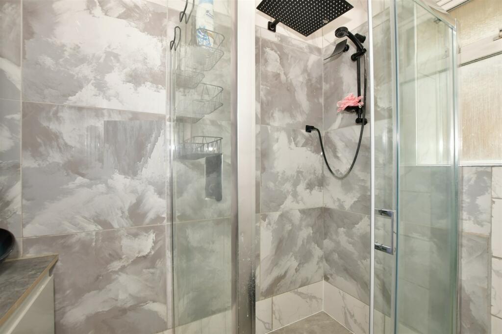 Additional property image - Upland Road, Billericay, Essex