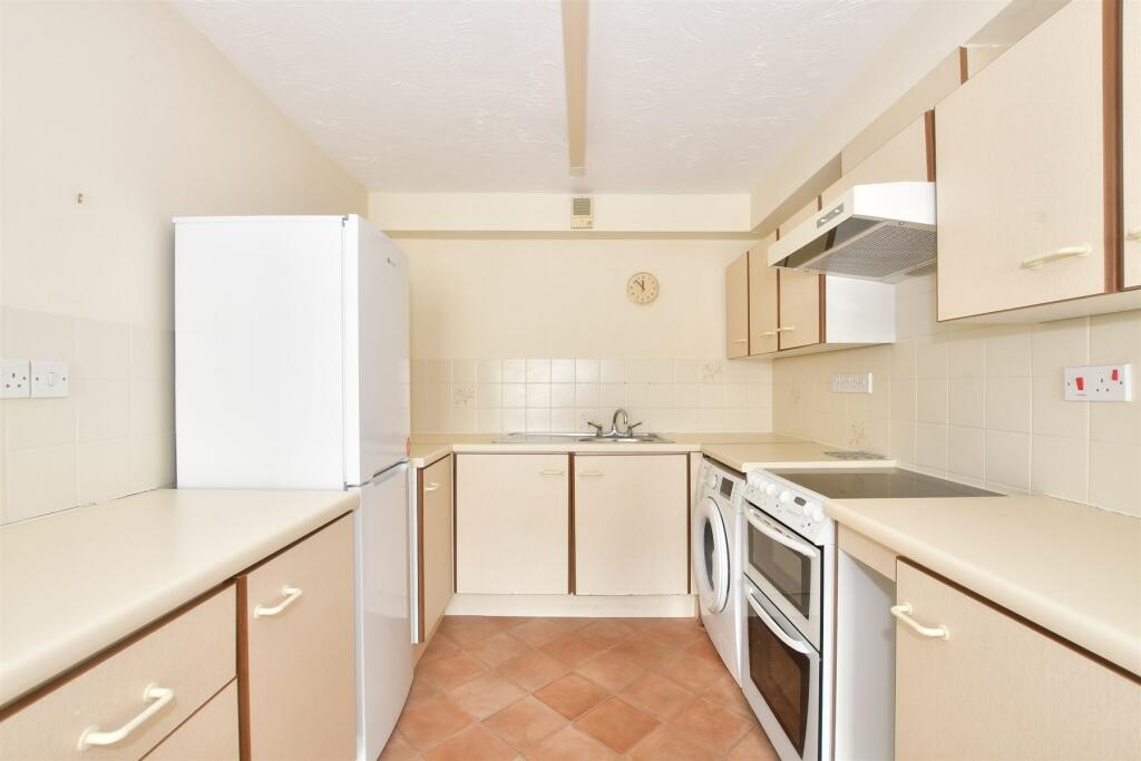 Additional property image - Outwood Common Road, Billericay, Essex