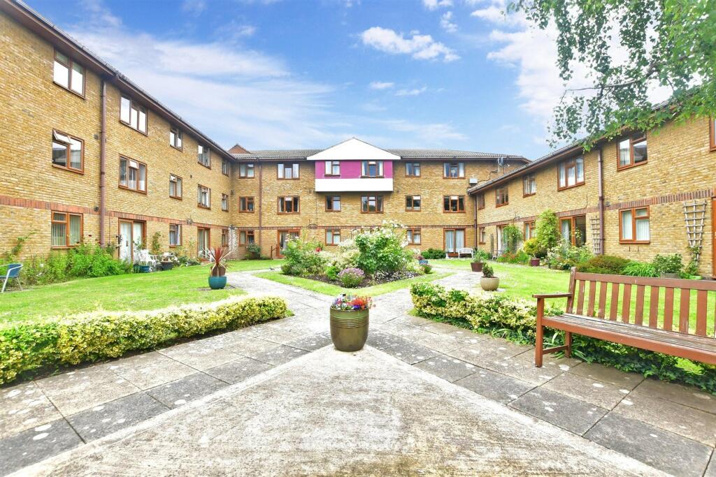 Additional property image - Outwood Common Road, Billericay, Essex
