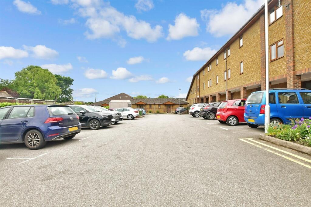 Additional property image - Outwood Common Road, Billericay, Essex