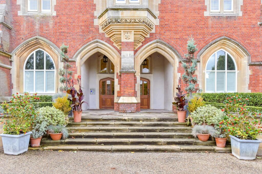 Additional property image - The Galleries, Warley, Brentwood, Essex