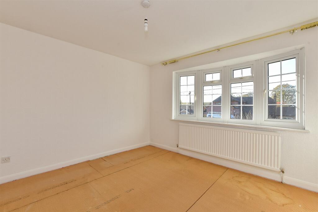 Additional property image - Park Lane, Ramsden Heath, Billericay, Essex