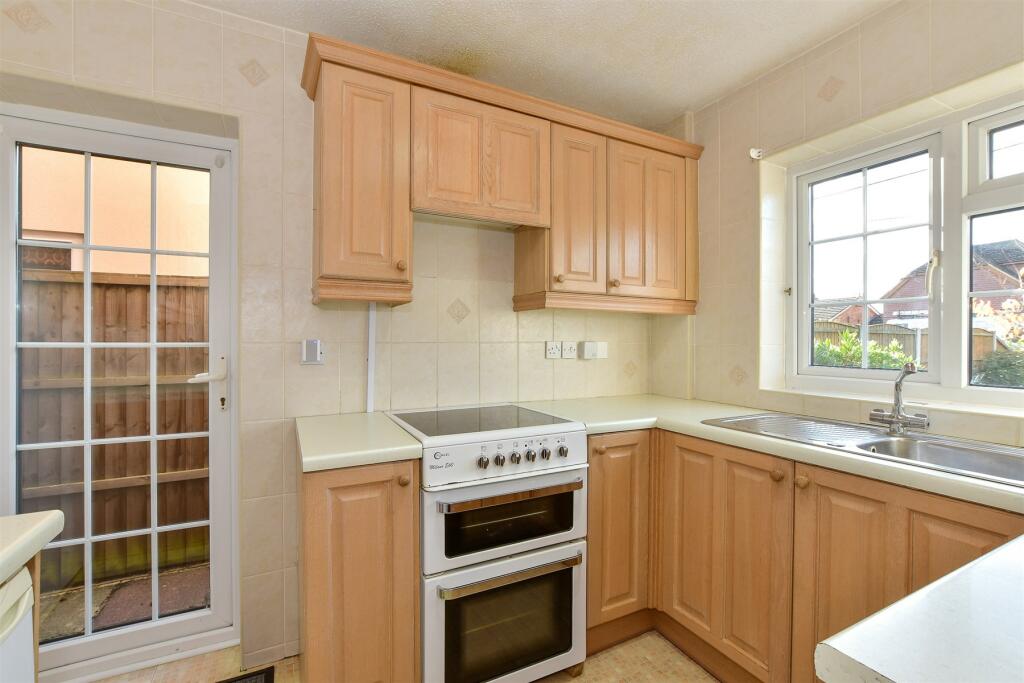 Additional property image - Park Lane, Ramsden Heath, Billericay, Essex