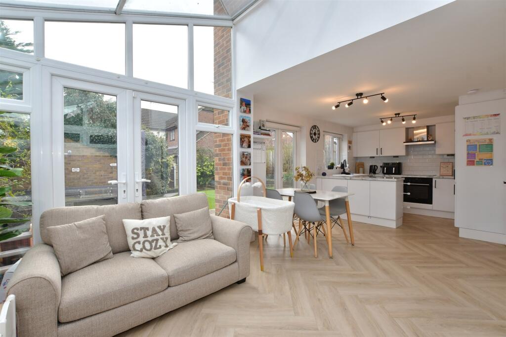 Main image of property: Wheatear Place, Billericay, Essex