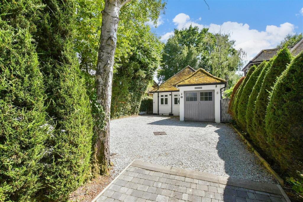 Main image of property: Hall Green Lane, Hutton, Brentwood, Essex