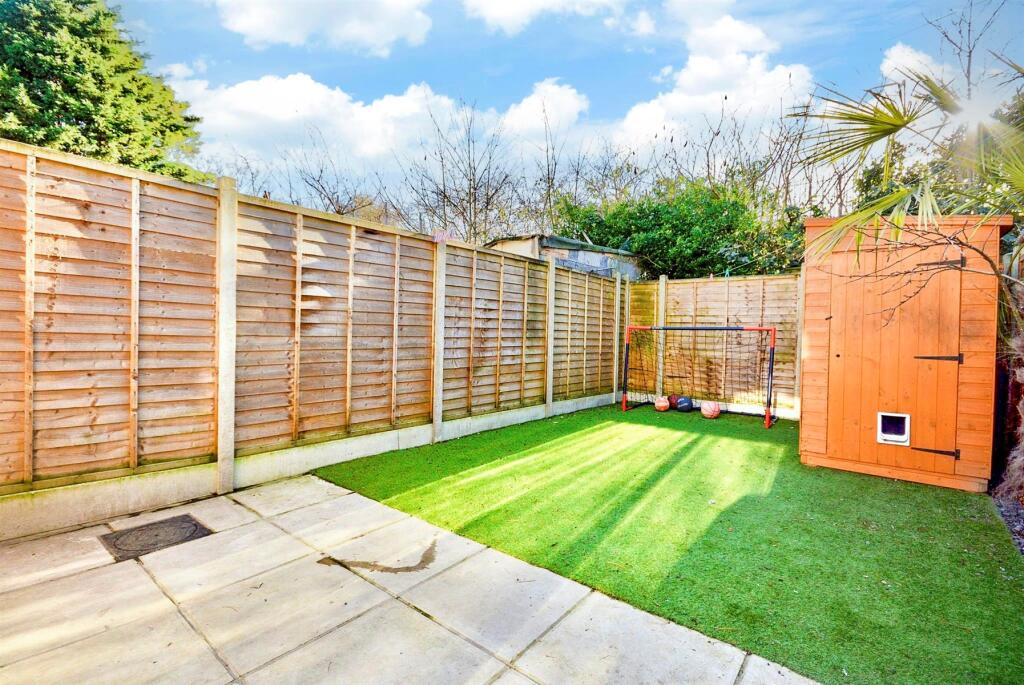 Main image of property: Lonsdale Avenue, East Ham