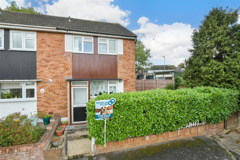 Main image of property: Stoneycroft Road, Woodford Bridge, Essex