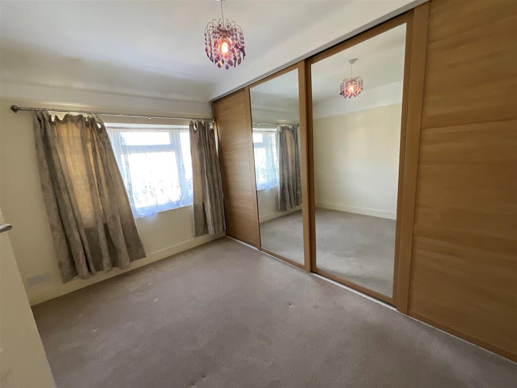 Main image of property: Hollywood Road, Chingford