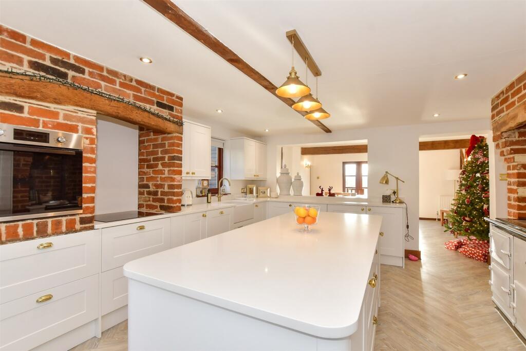 Additional property image - Glovers Lane, Hastingwood, Harlow, Essex