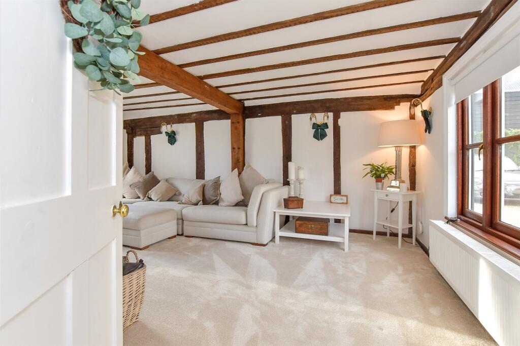Additional property image - Glovers Lane, Hastingwood, Harlow, Essex