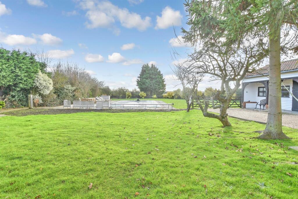 Additional property image - Glovers Lane, Hastingwood, Harlow, Essex