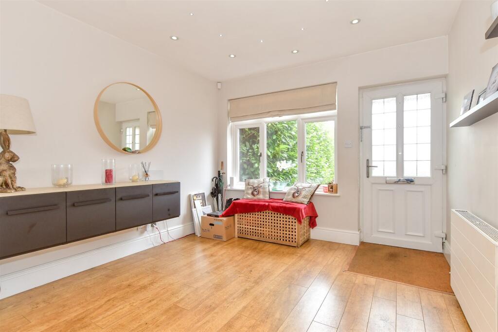 Additional property image - Sedge Green, Roydon, Essex