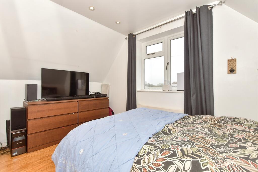 Additional property image - Sedge Green, Roydon, Essex