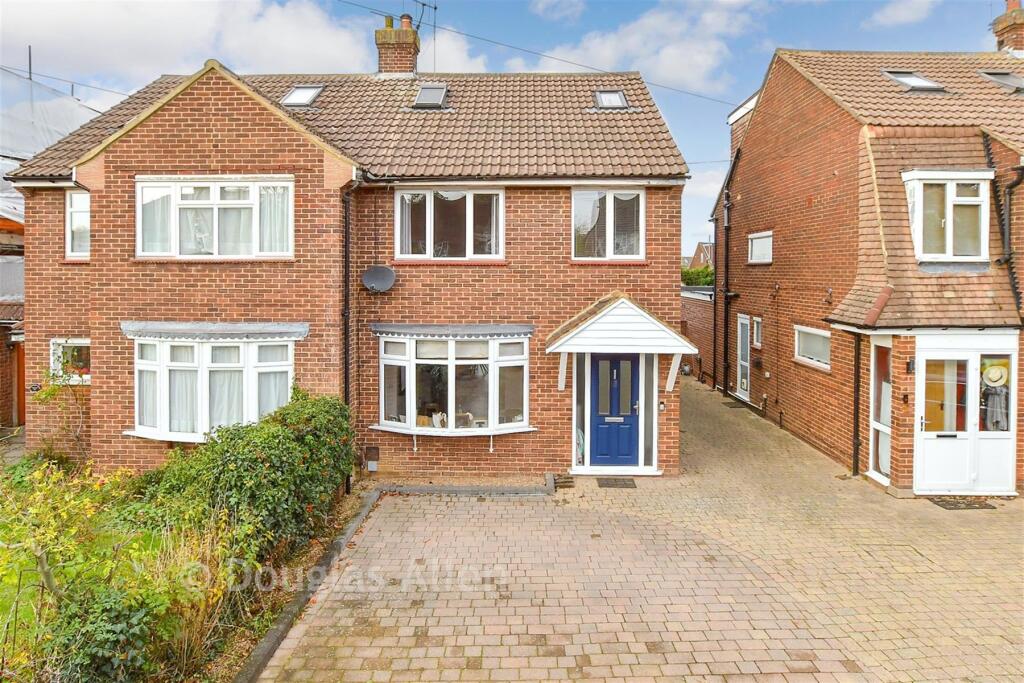 Main image of property: Woodberry Down, Epping, Essex