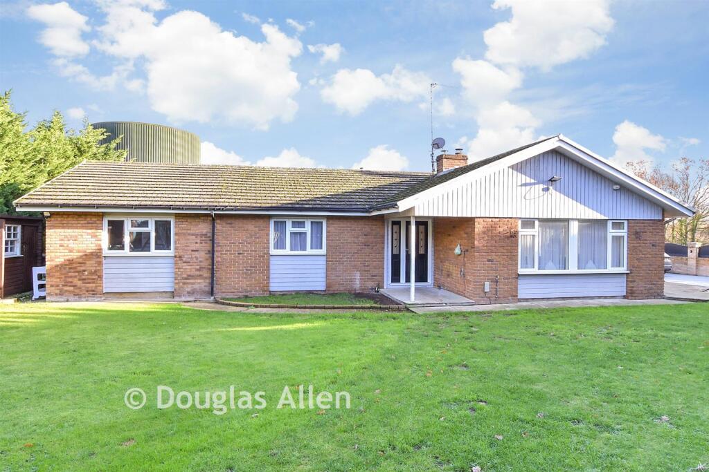 Main image of property: Hoe Lane, Nazeing, Waltham Abbey, Essex